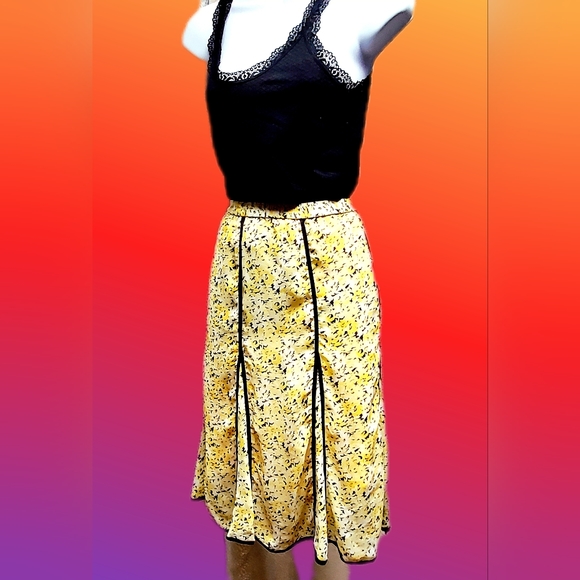 Spring Yellow Fit and Flare Skirt by Louis Dell' Olio - Picture 4 of 12